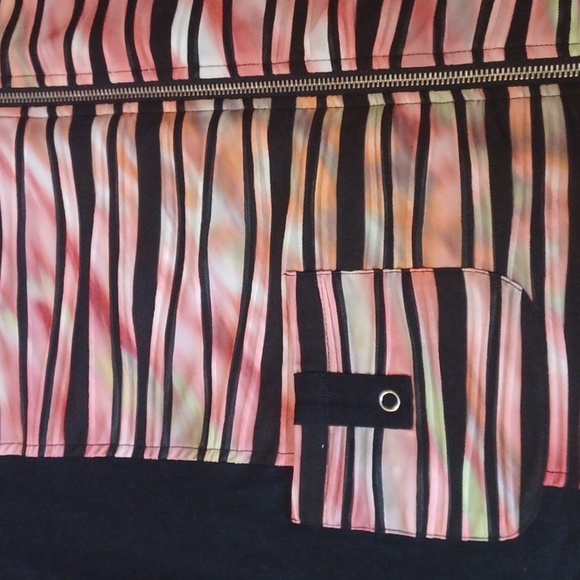 Erin London Pink and Black Zip-Up Top With Pockets - Picture 14 of 16